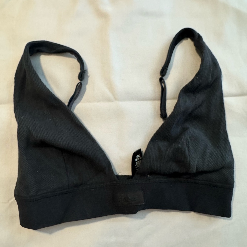 SKIMS Charcoal Black Bra
